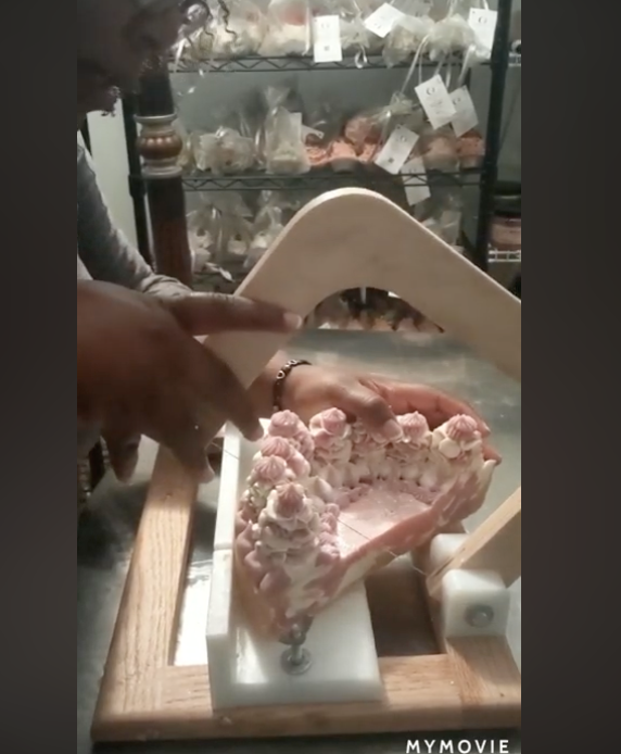 Royal Velvet Cake Slice – Cutting Video